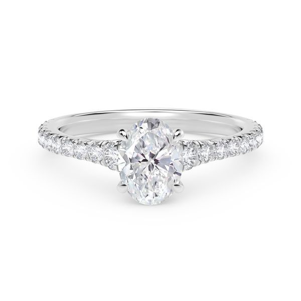 Forevermark Icon Platinum Engagement Ring With Center Oval Brilliant Cut Diamond 0.70 Ct And Round Brilliant Sides 0.32 Ct