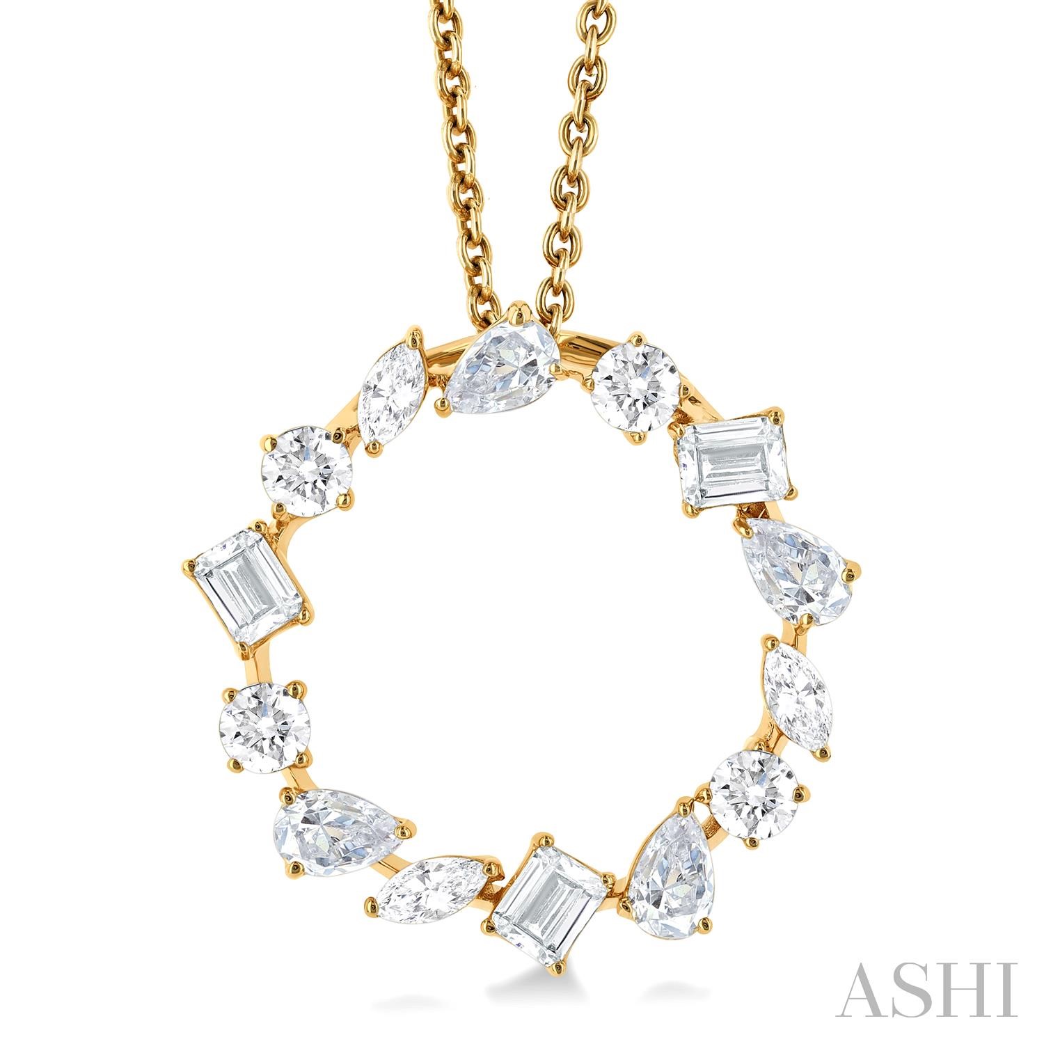 14 Karat Yellow Gold  1.00 ct Multi-Cut Diamond Circle Pendant 18 Inch