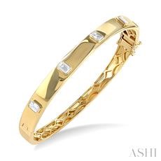 14 Karat Yellow Gold Bezel Set 1.50 Ct Emerald Cut Diamond Bangle Bracelet