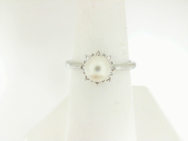 10 Karat Yellow Gold 6 mm Pearl Diamond Halo Ring 0.10 Ct