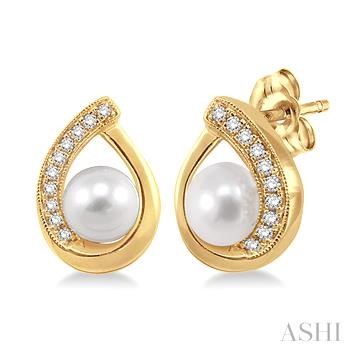 10 Karat Yellow Gold 6.0 Mm Pearl With 0.10 Ct Diamond Earrings