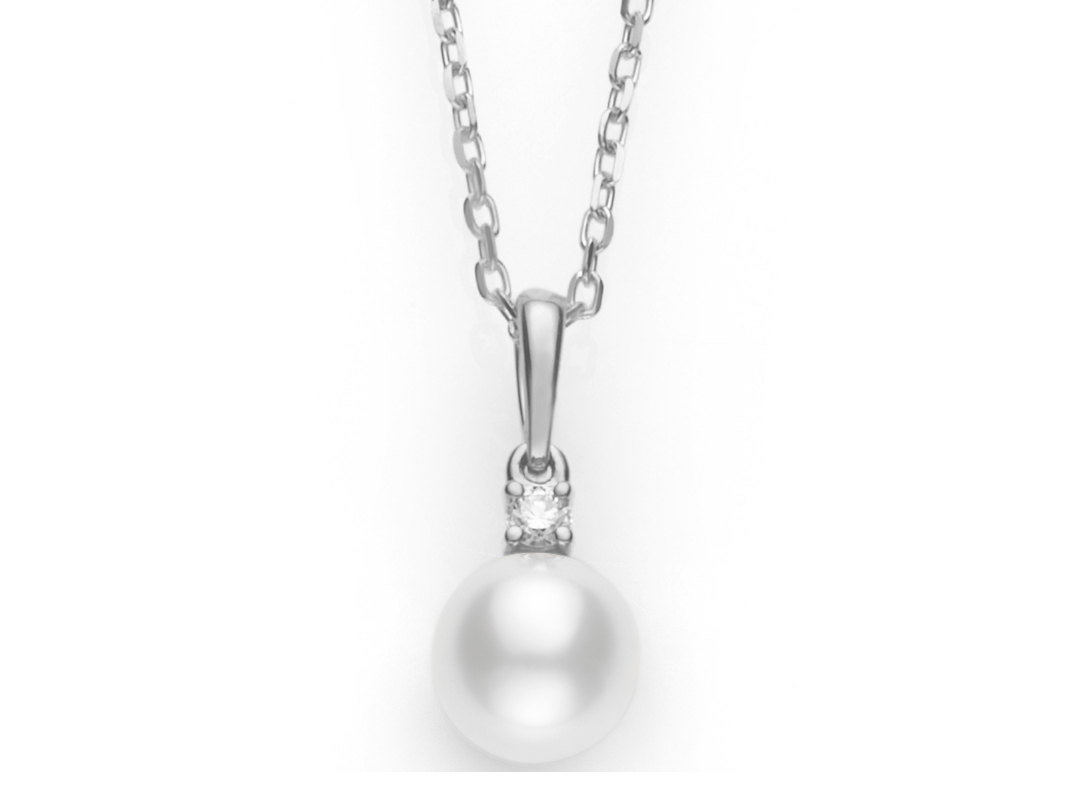 Mikimoto 18 Karat White  7-7.5mm Pearl Pendant With One 0.05Ct Round Diamond
A+ Quality