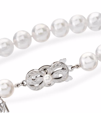 Mikimoto 18 Karat White Gold 6.0-6.5mm A Quality White Akoya Pearl Bracelet - 7 Inch