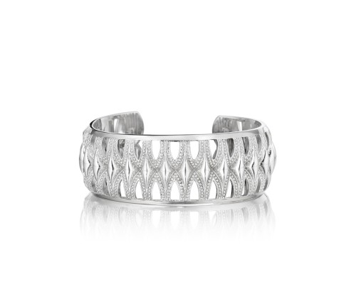 Tacori Sterling Silver  Classic Rock Crescent  Cuff Bracelet
Length: Medium
Diameter: 24mm