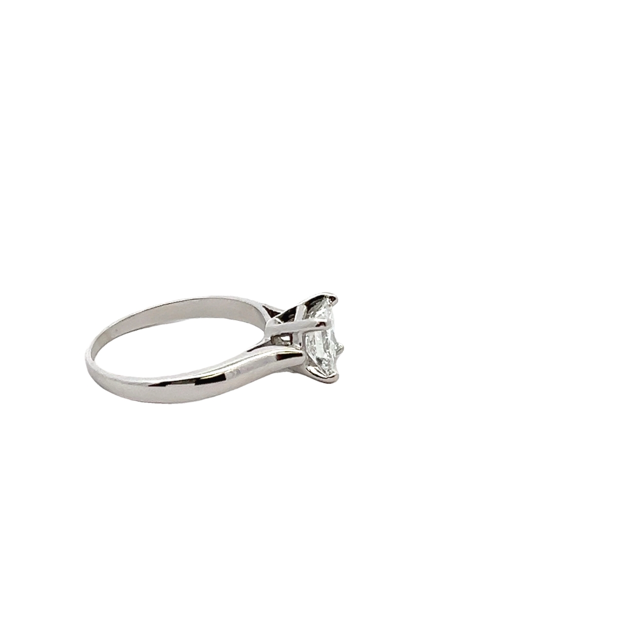 Platnium Diamond Solitaire Engagement Ring