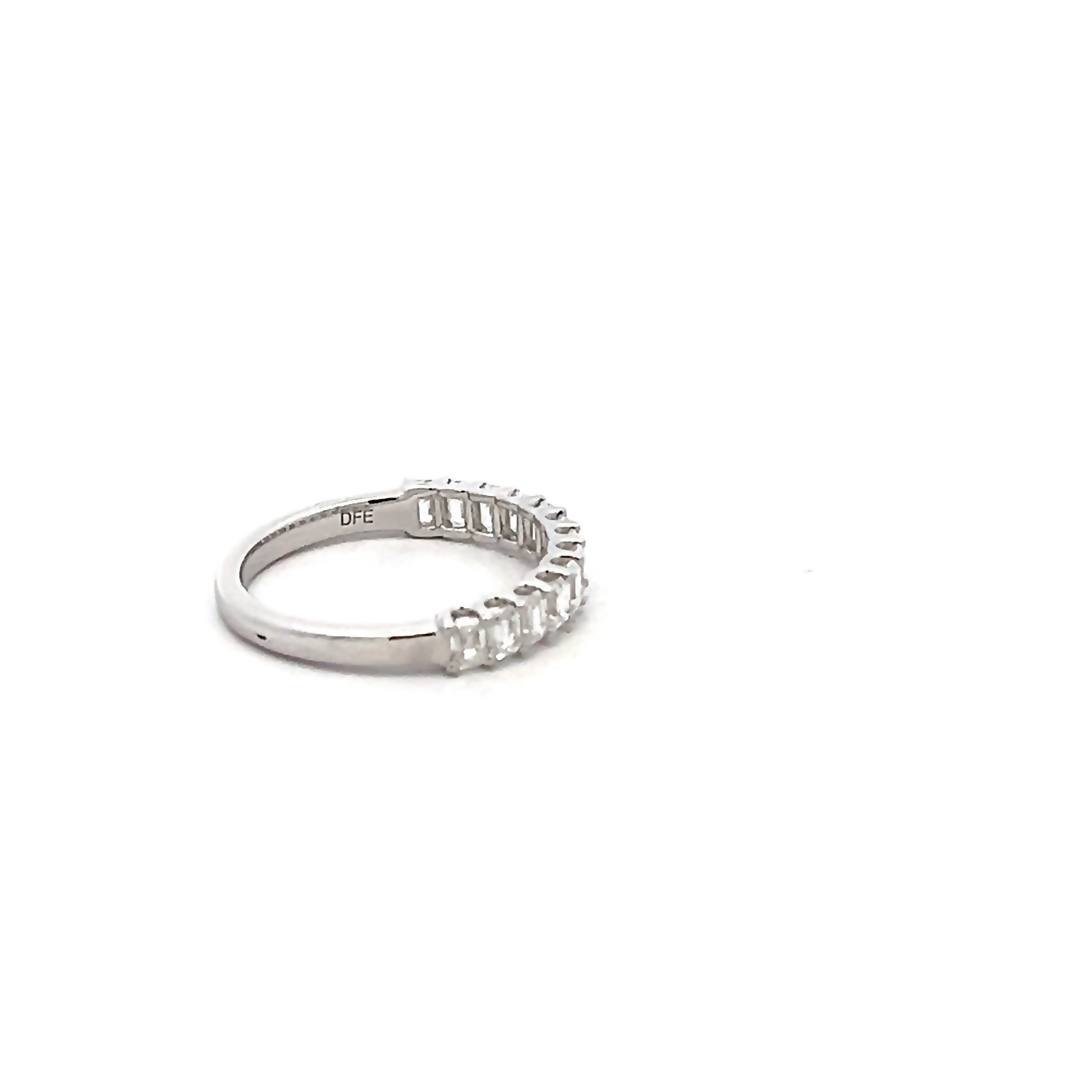 14k White Gold 1.10tw Diamond Wedding Band