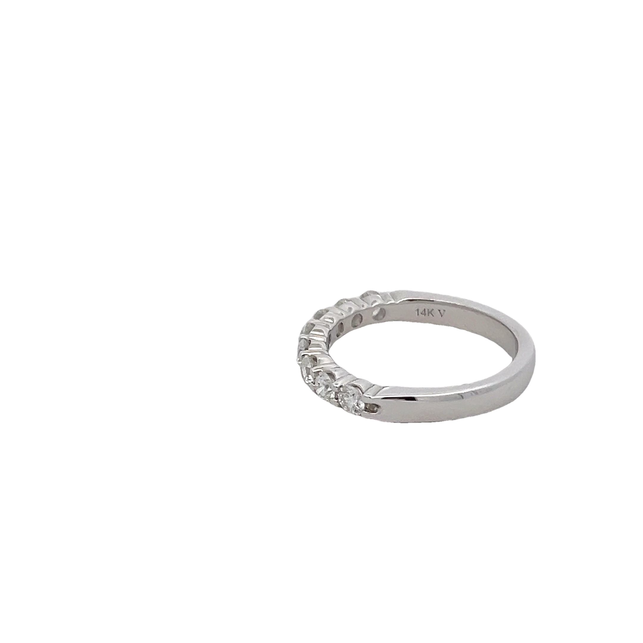 14k White Gold Diamond Wedding Band