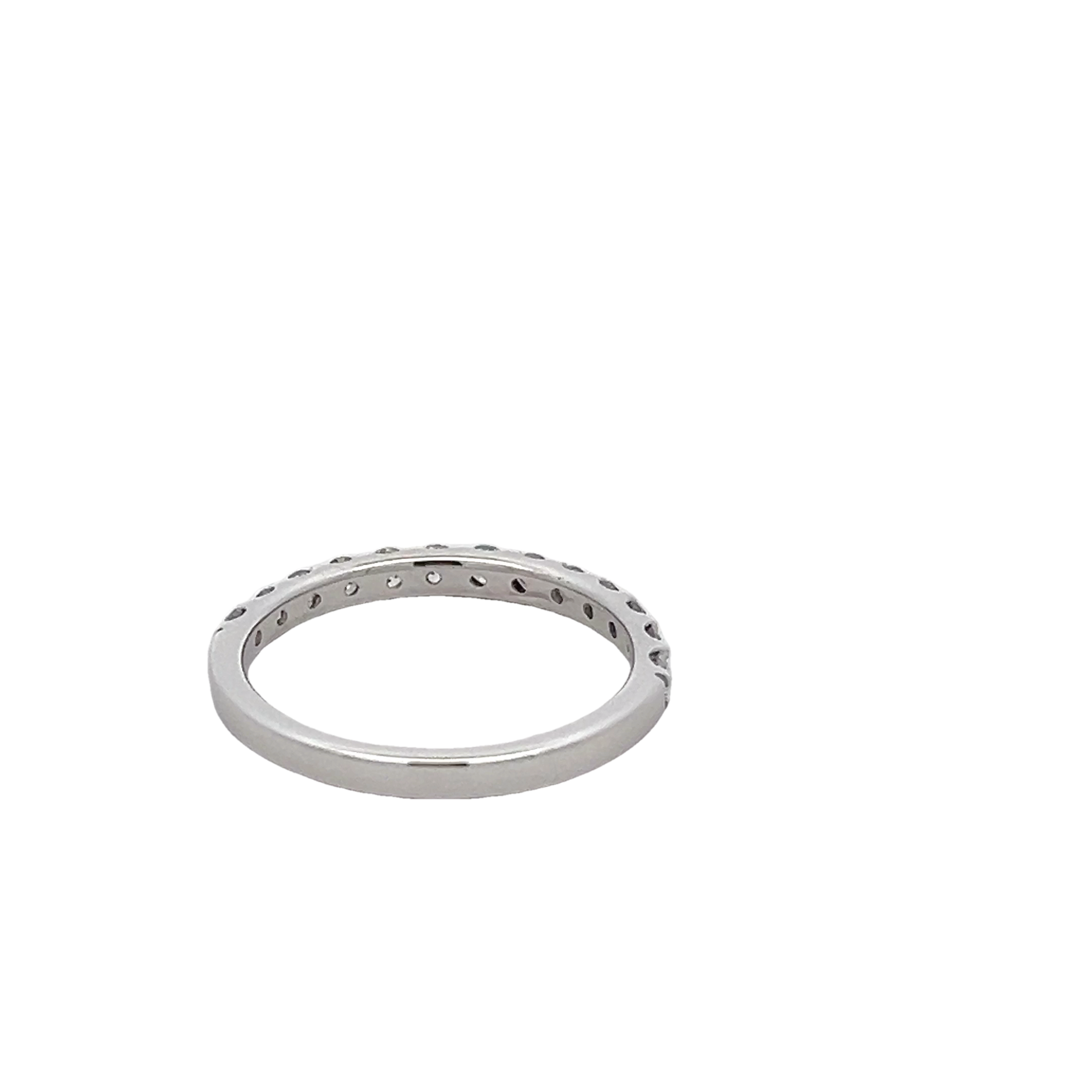 14k White Gold Diamond Wedding Band