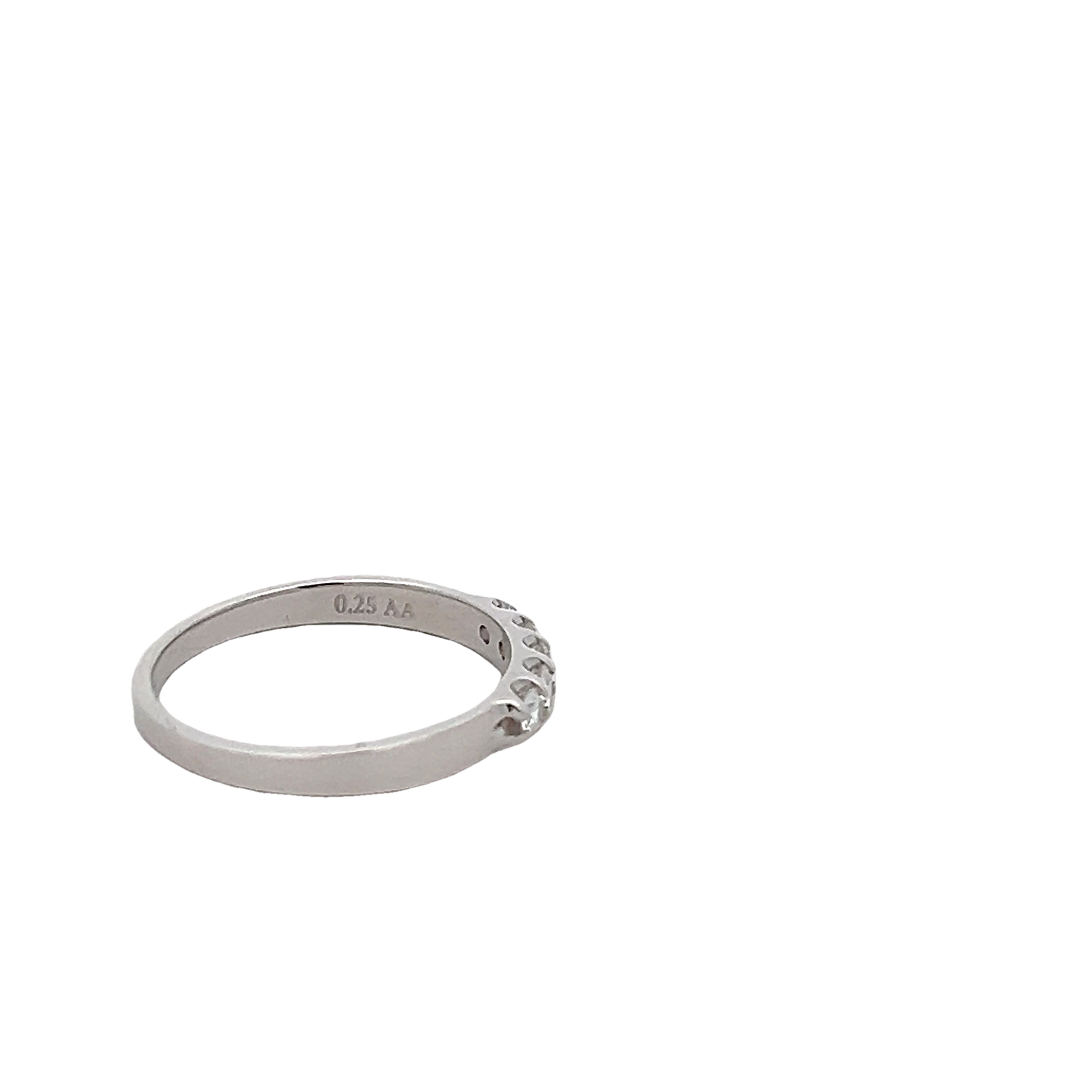 14k White Gold Diamond Wedding Band