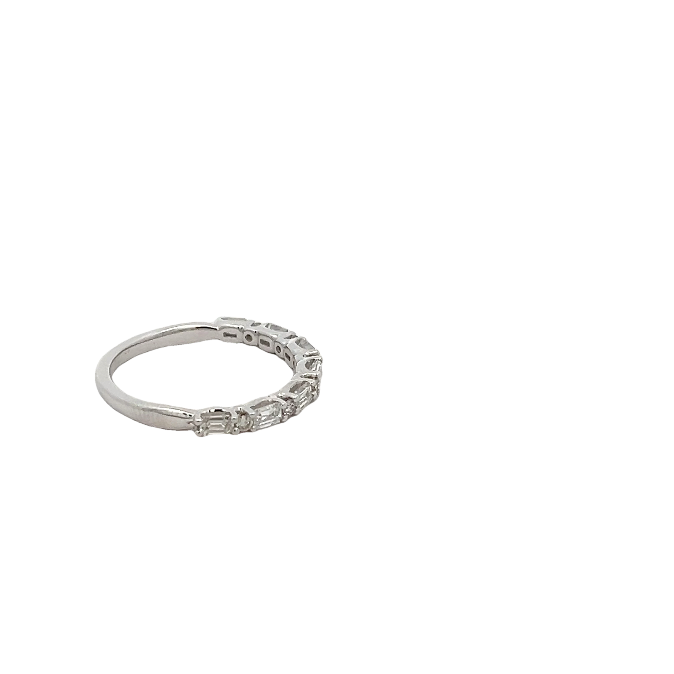 14k White Gold Diamond Wedding Band