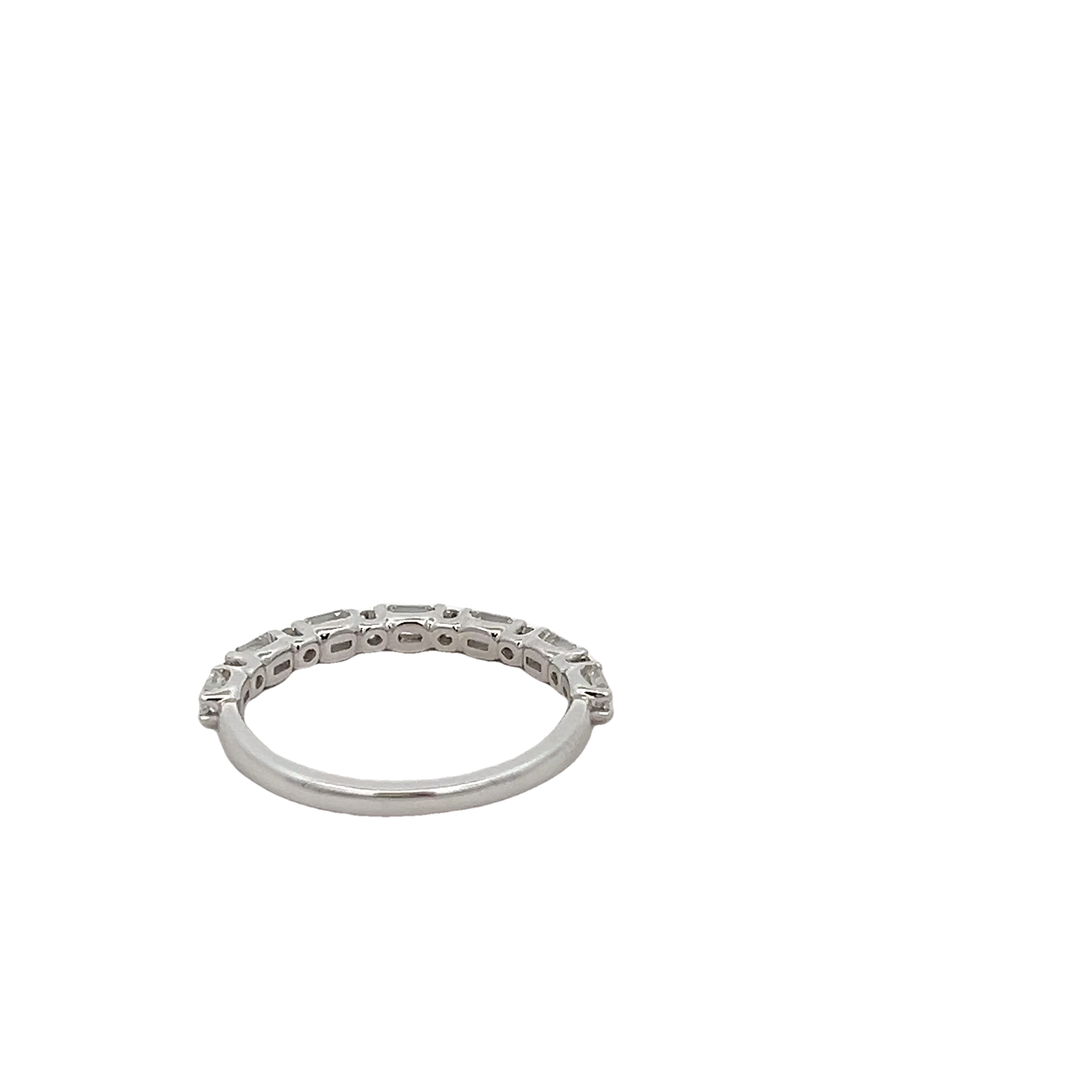 14k White Gold Diamond Wedding Band