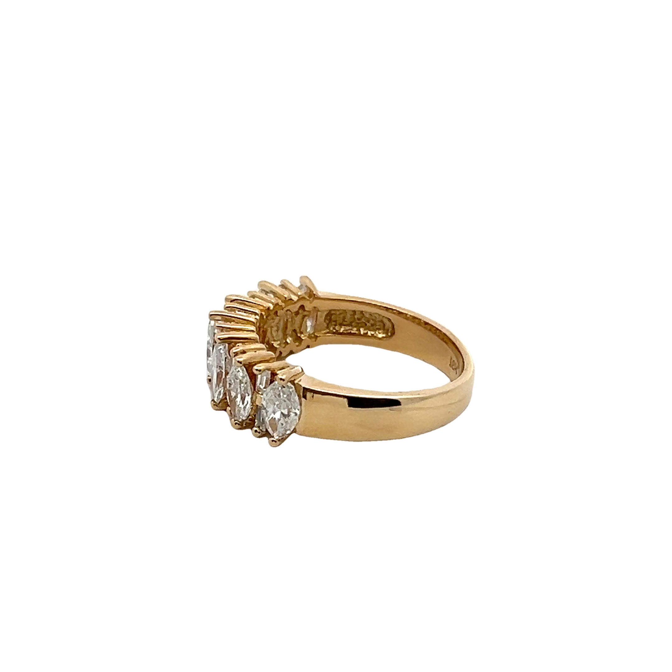 18k Yellow Gold Diamond Ring