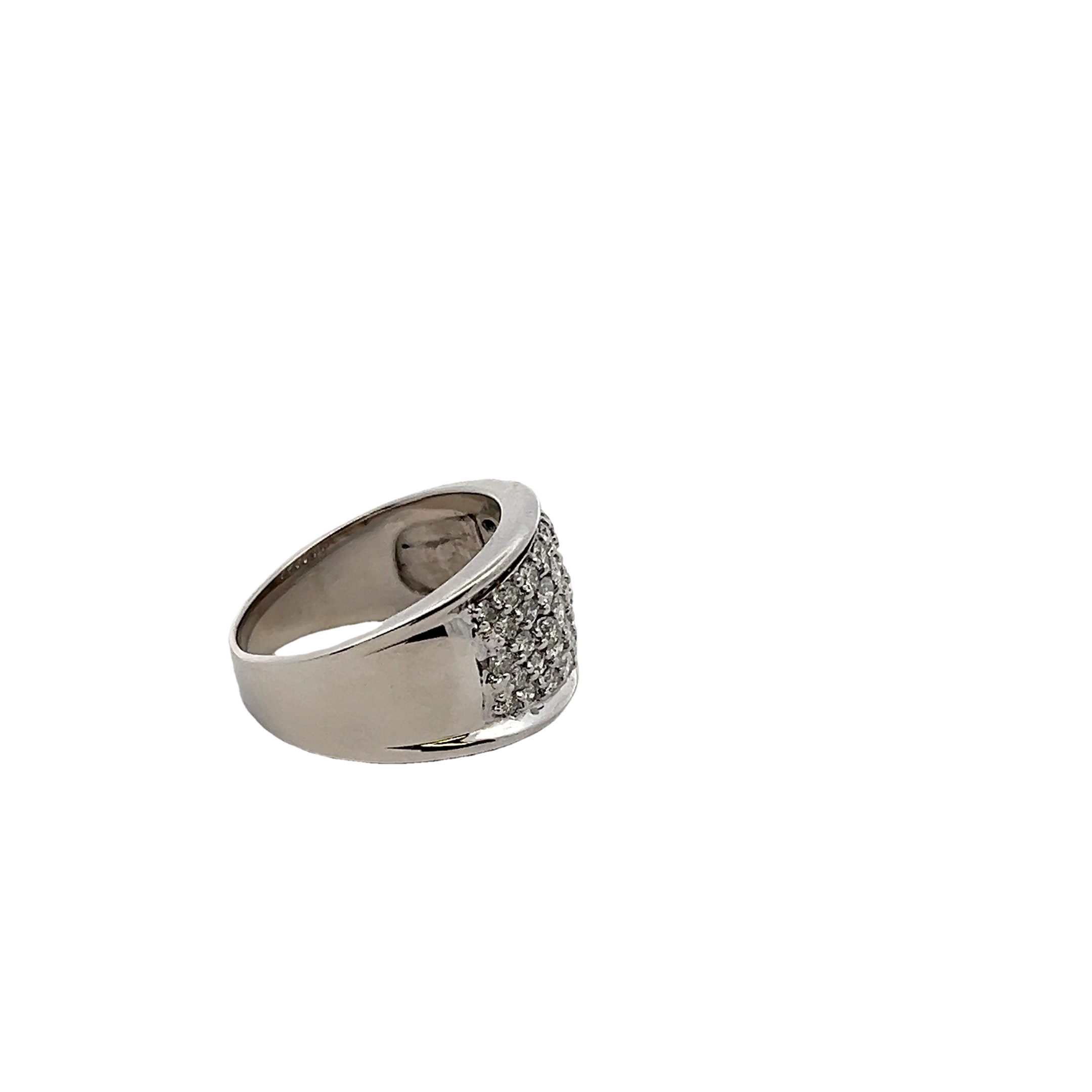 14k White Gold Diamond Fashion Ring