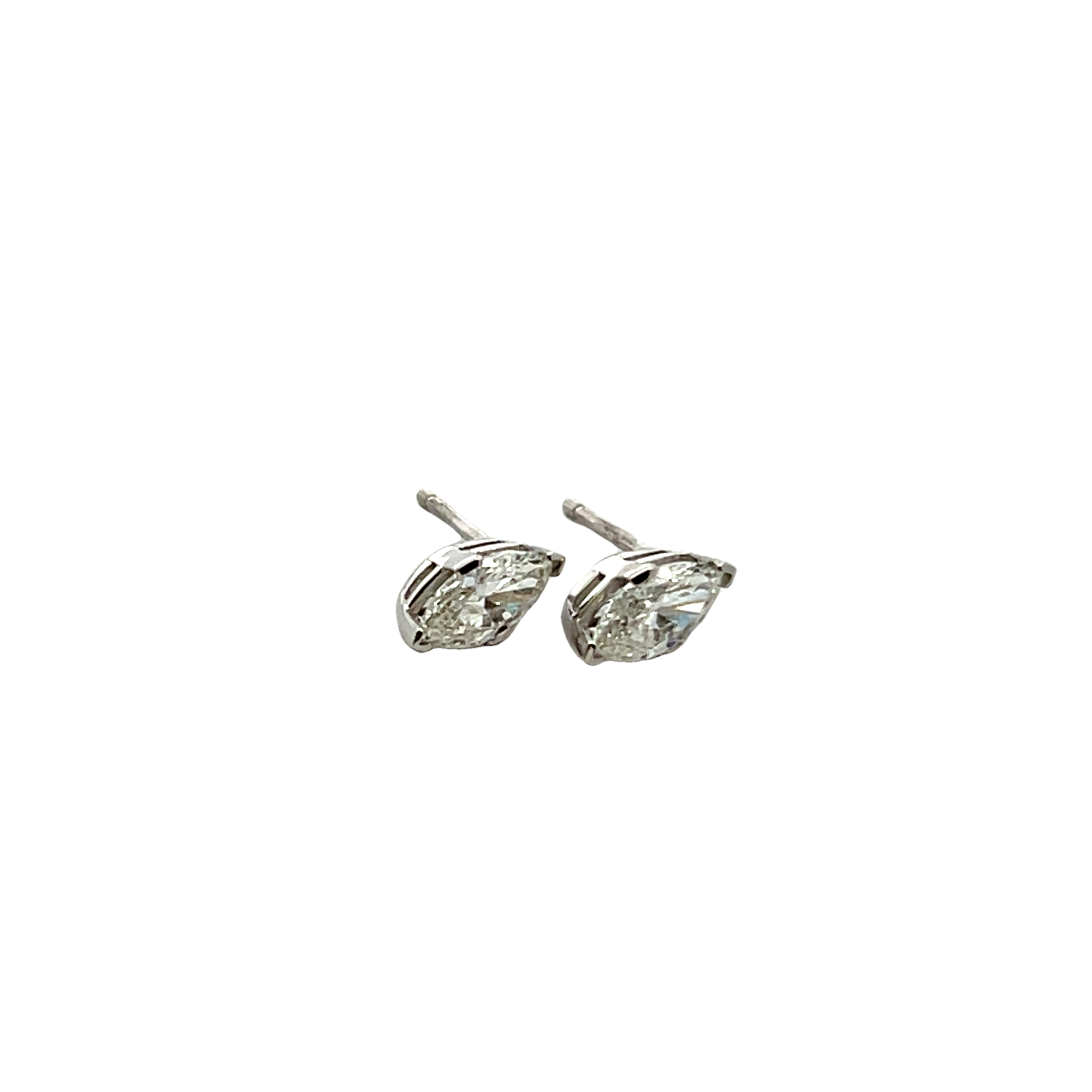 14k White Gold Diamond Stud Earrings