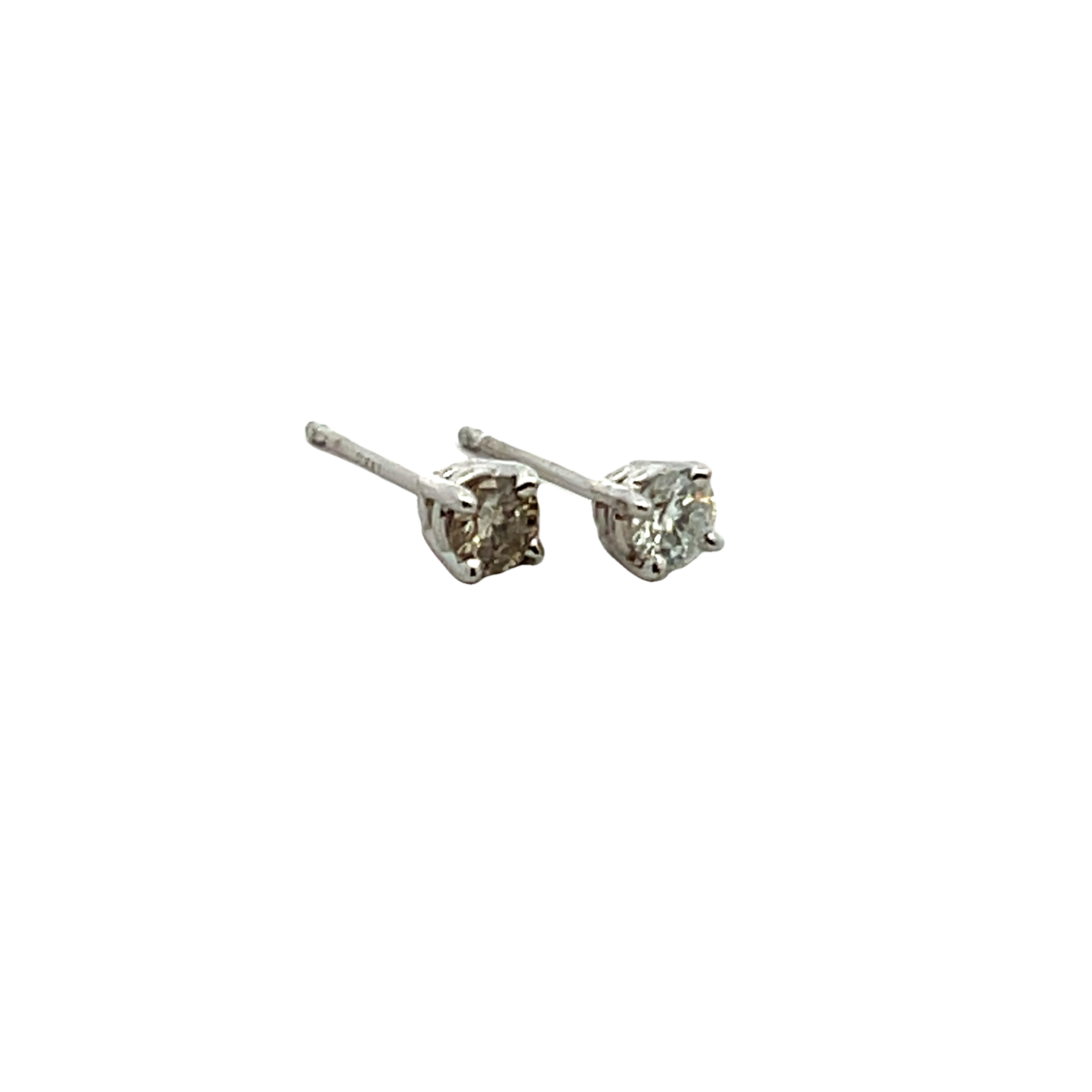 14k White Gold Diamond Stud Earrings