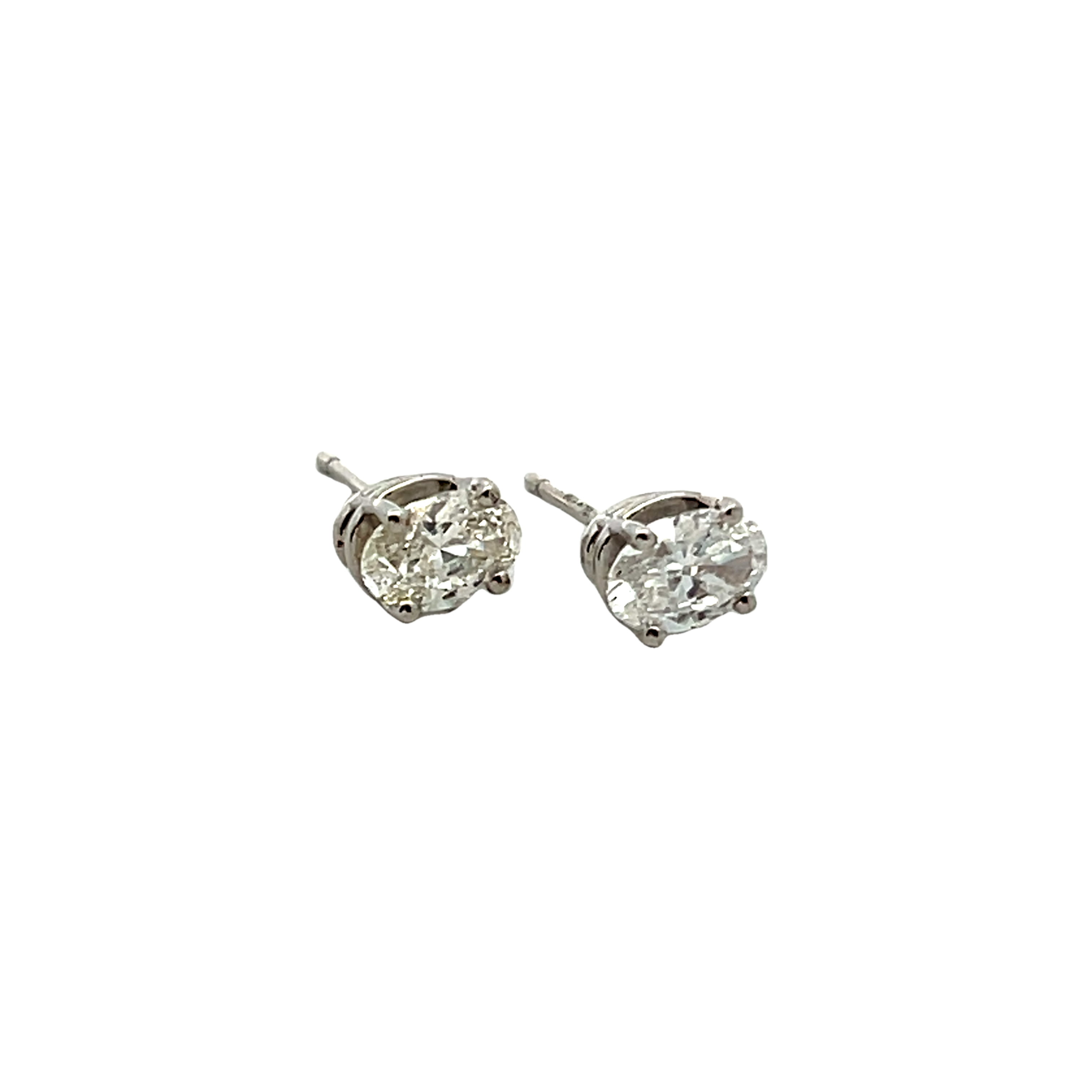 14k White Gold Diamond Stud Earrings