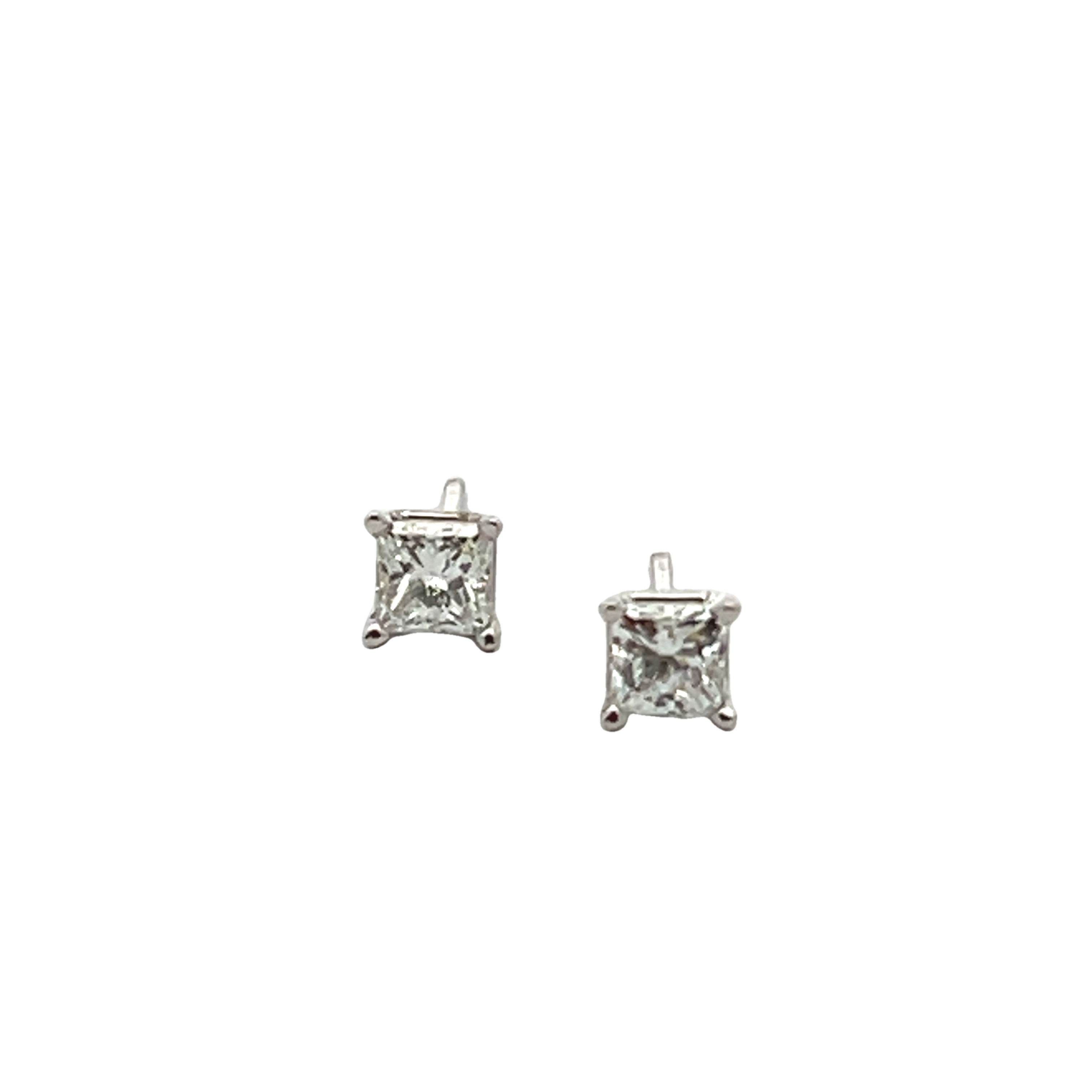 14k White Gold Diamond Stud Earrings