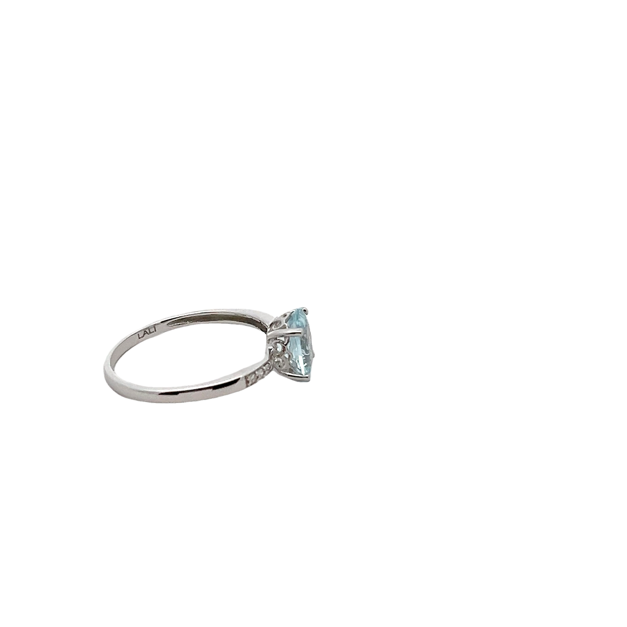 14k White Gold Diamond And Aquamarine Ring