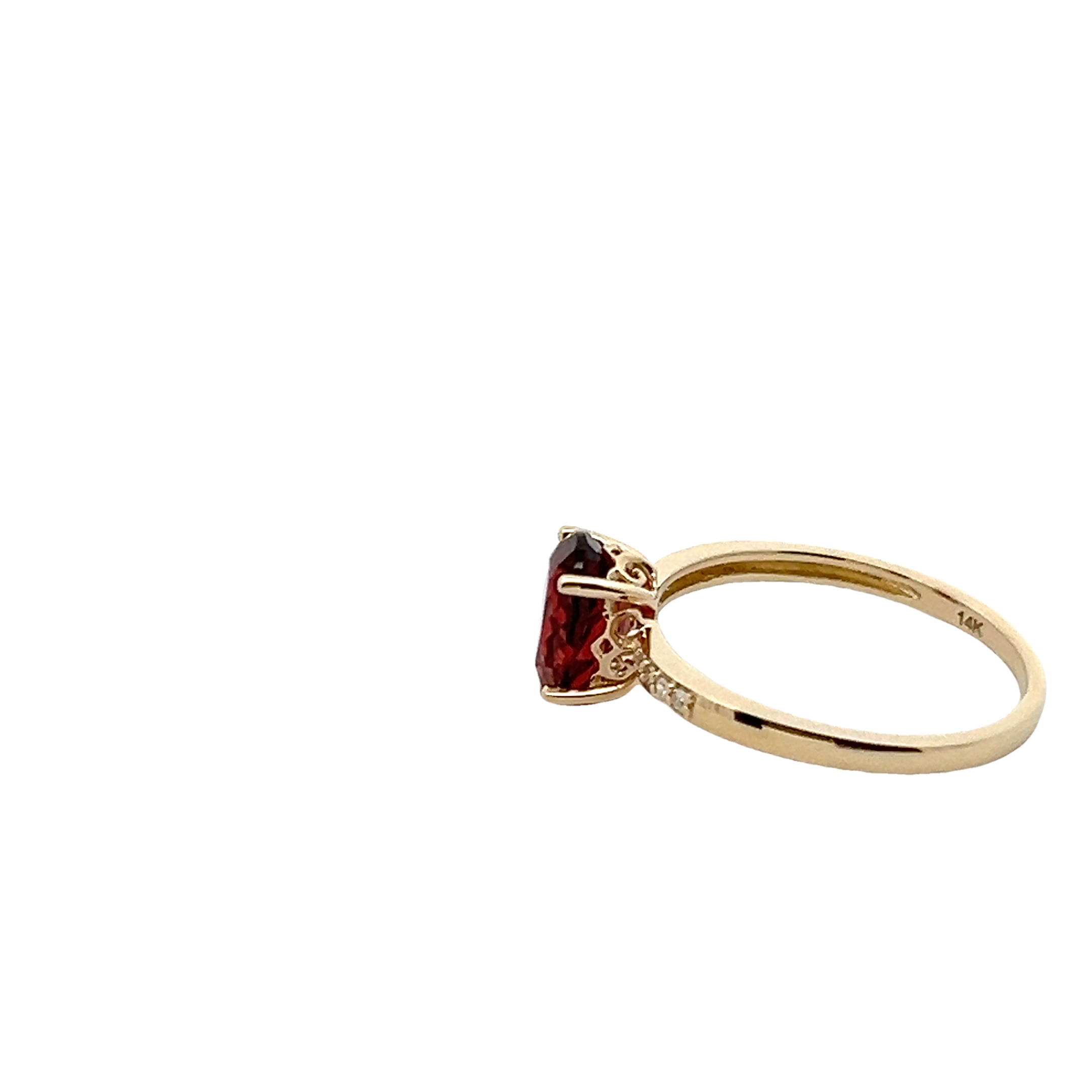 14k Yellow Gold Diamond And Garnet Ring