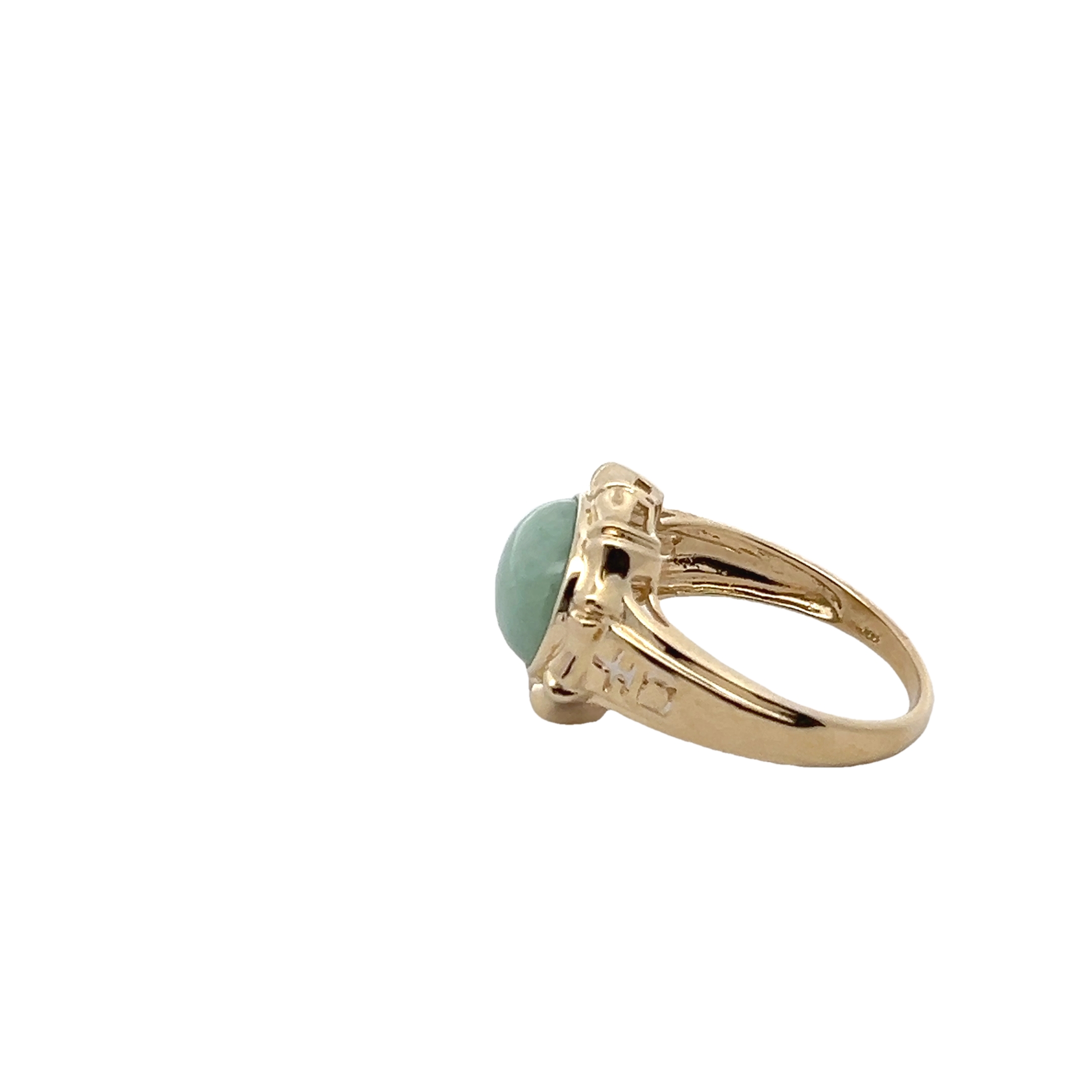 14k Yellow Gold Cab Jadeite Ring