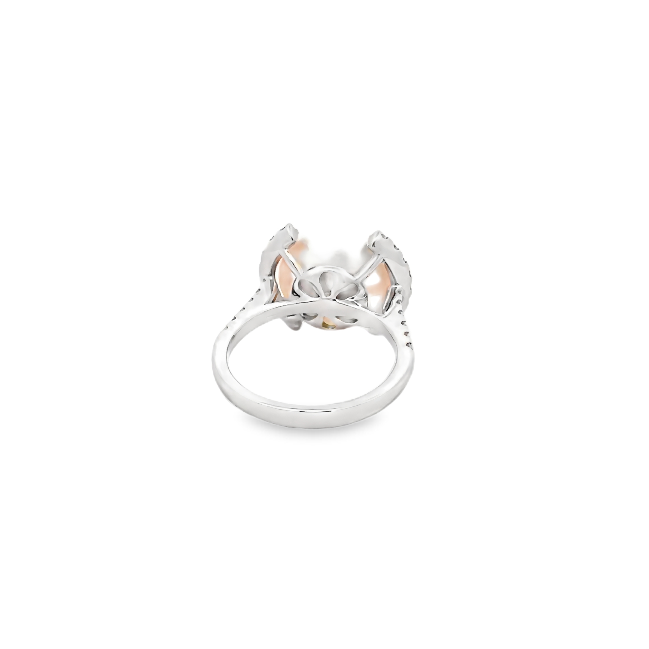 18k White Gold Pearl Ring