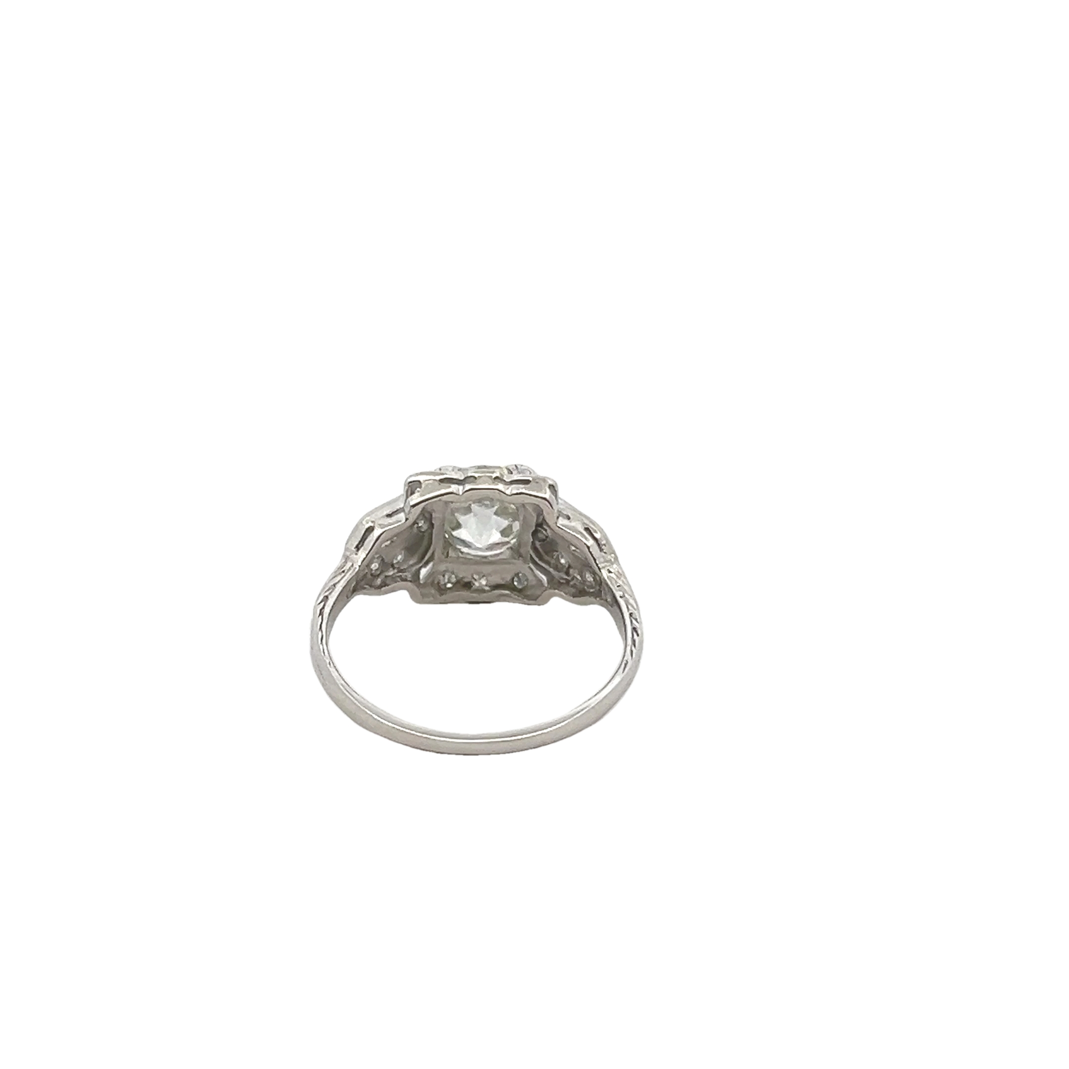 Platnium Antique Diamond Ring