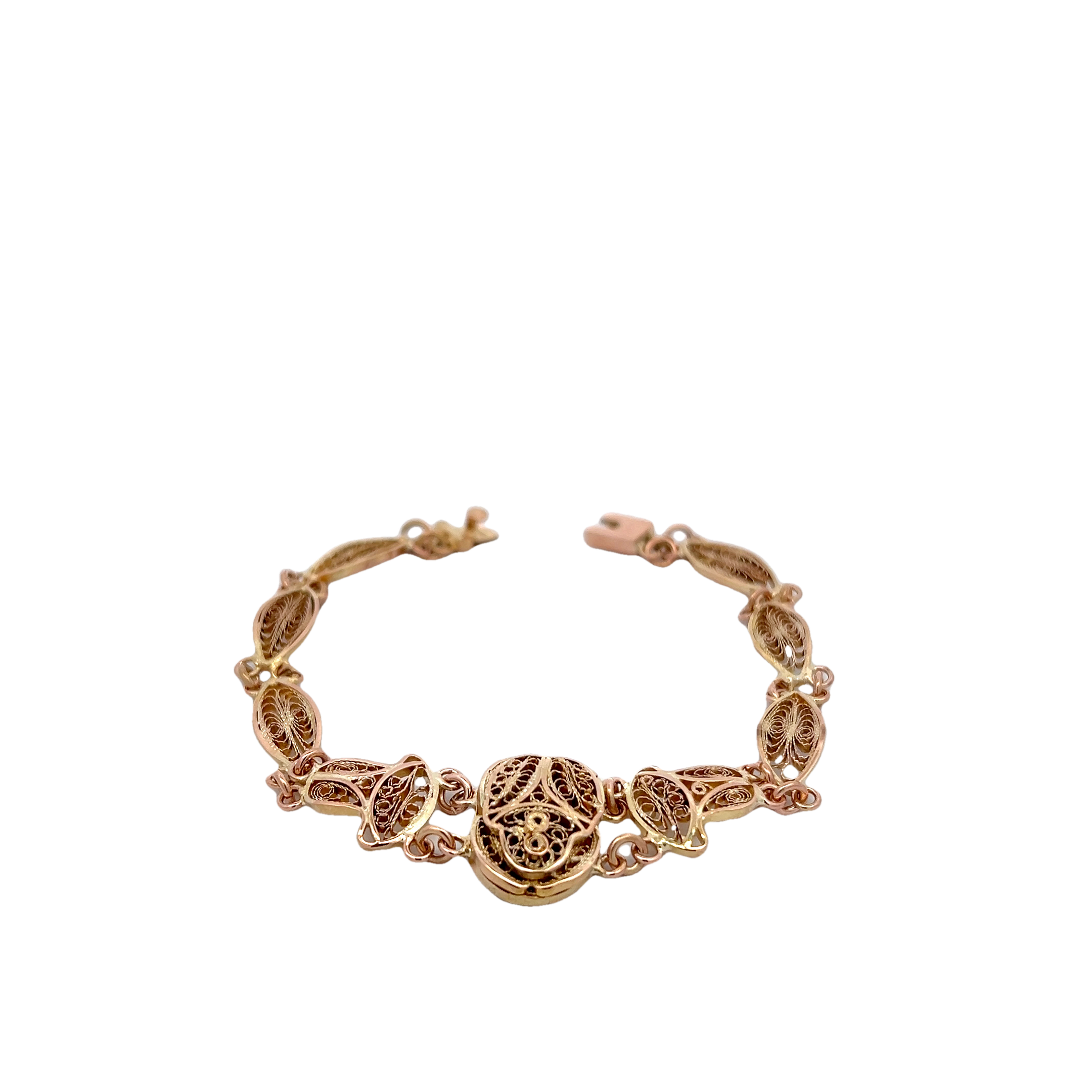 14k Yellow Gold Detailed Bracelet