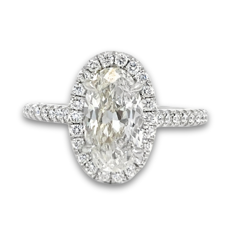 Oval Halo Diamond Engagement Ring