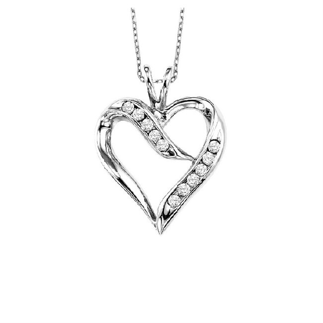 DIAMOND HEART PENDANT