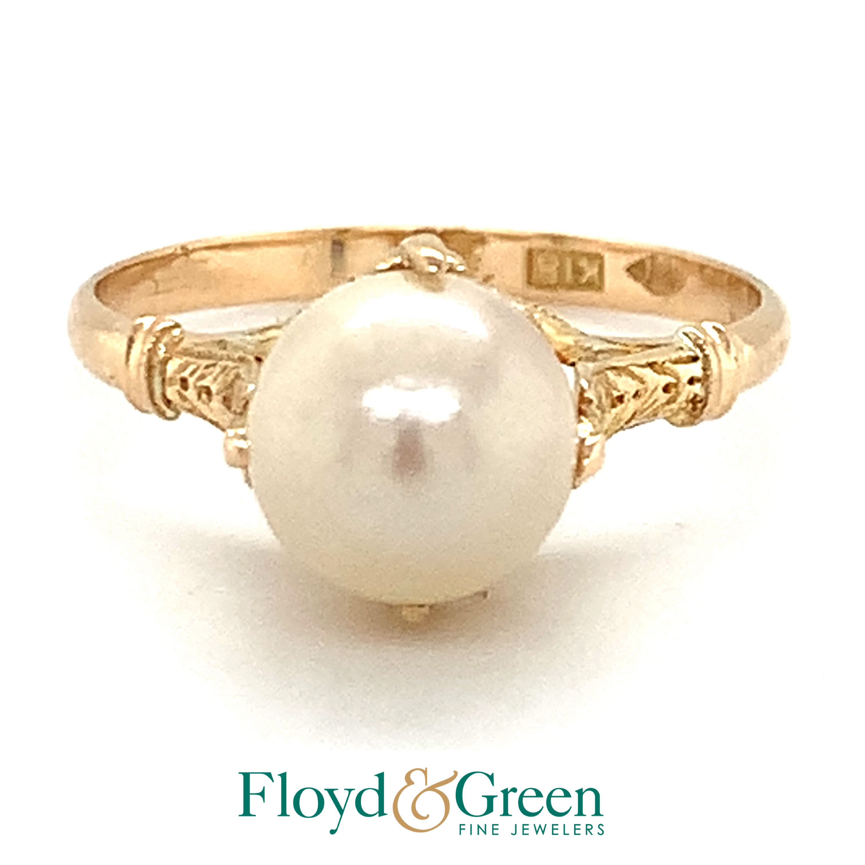 Solitaire Pearl Ring