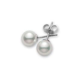 Pearl Stud Earrings 6mm