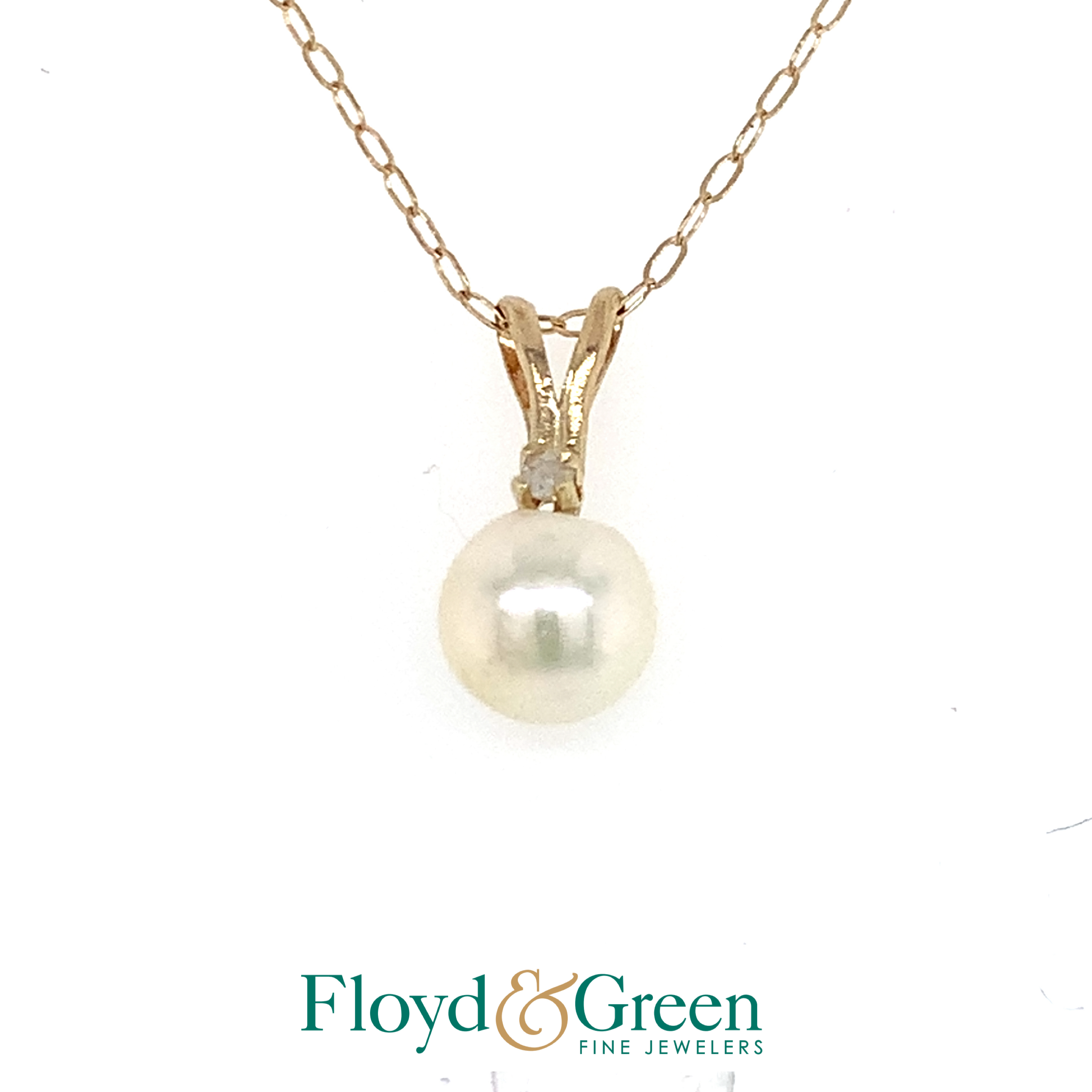 14KY Pearrl & Diamond Pendant, 1 Round Chinese Freshwater Cultured Pearl, 1 Single-cut Diamond, 0.01ct, J I1, on 14KY Chain, 18 inch