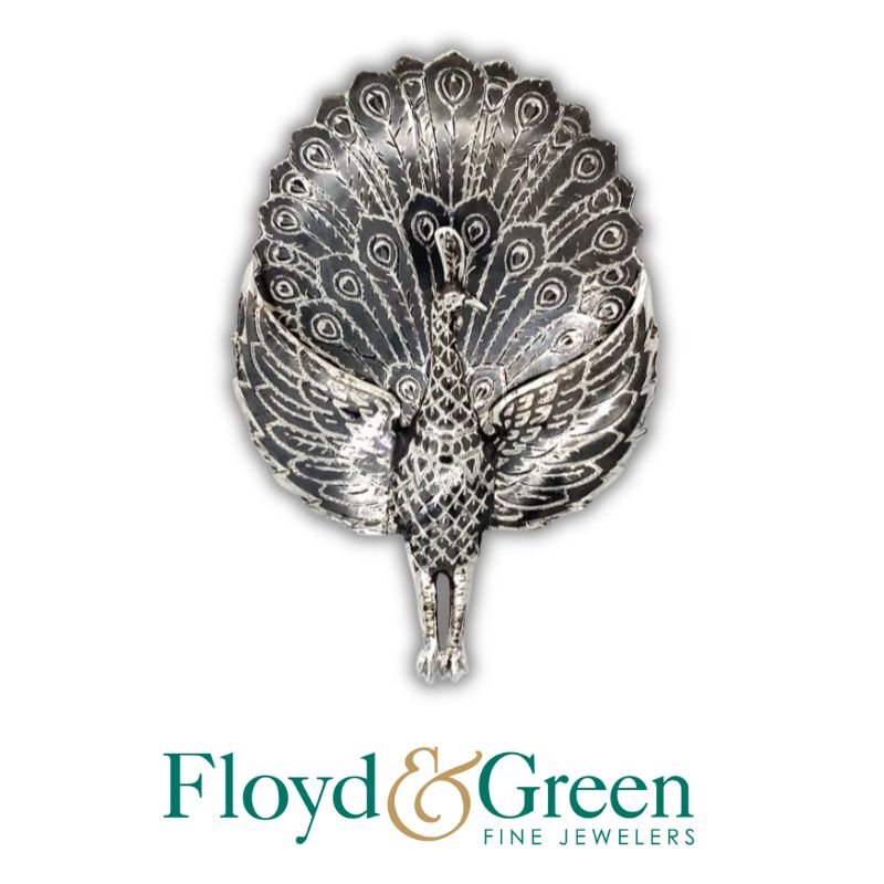 Sterling Silver Peacock Brooch 46MM x 71MM

23 g