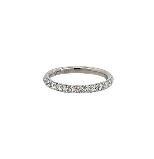 PLATINUM FRENCH PAVE DIAMOND WEDDING BAND SIZE 6.5 WITH 14=0.52TW ROUND G VS2 DIAMONDS   (3.67 GRAMS)