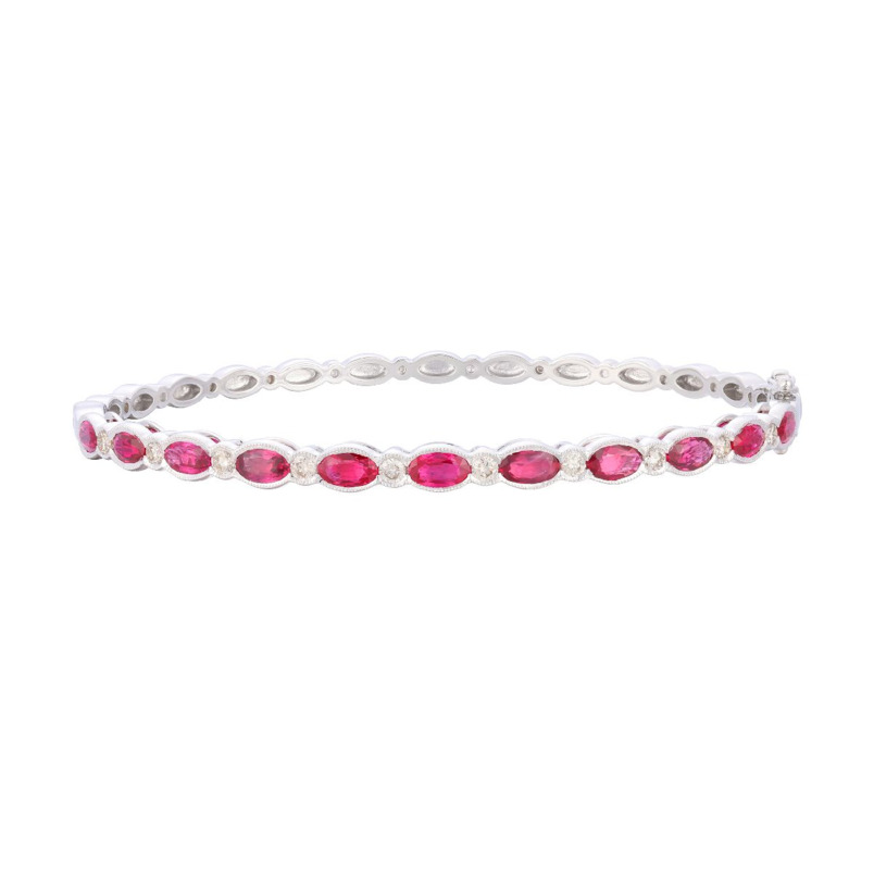 LE VIAN 14K VANILLA GOLD MILGRAIN BANGLE BRACELET WITH 11 = 2.97TW OVAL PASSION RUBIES AND 10 = 0.40TW ROUND H-I SI2-SI3 VANILLA DIAMONDS   (10.79 GRAMS)