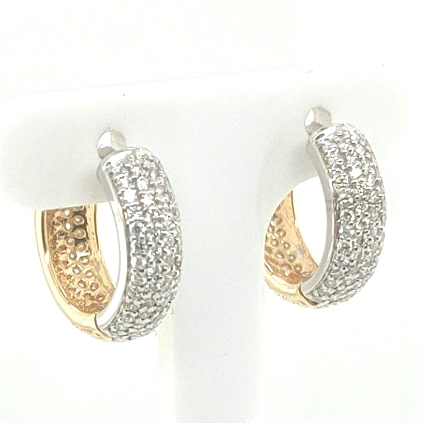 Sethi Couture 18kt Yellow Gold  Round Diamond Reversible Huggie Earrings