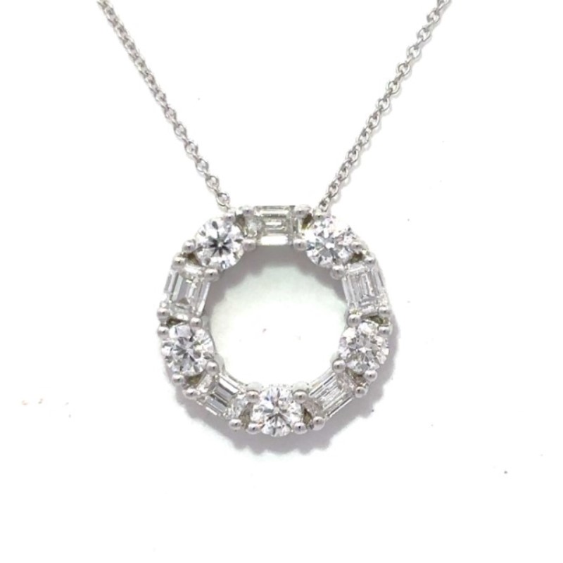 Diamond Cut Out Circle Pendant Necklace