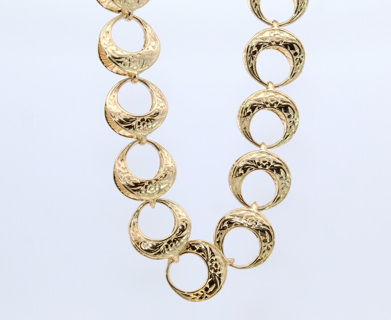 Estate 14 Karat Yellow Gold Chain Measuring 24