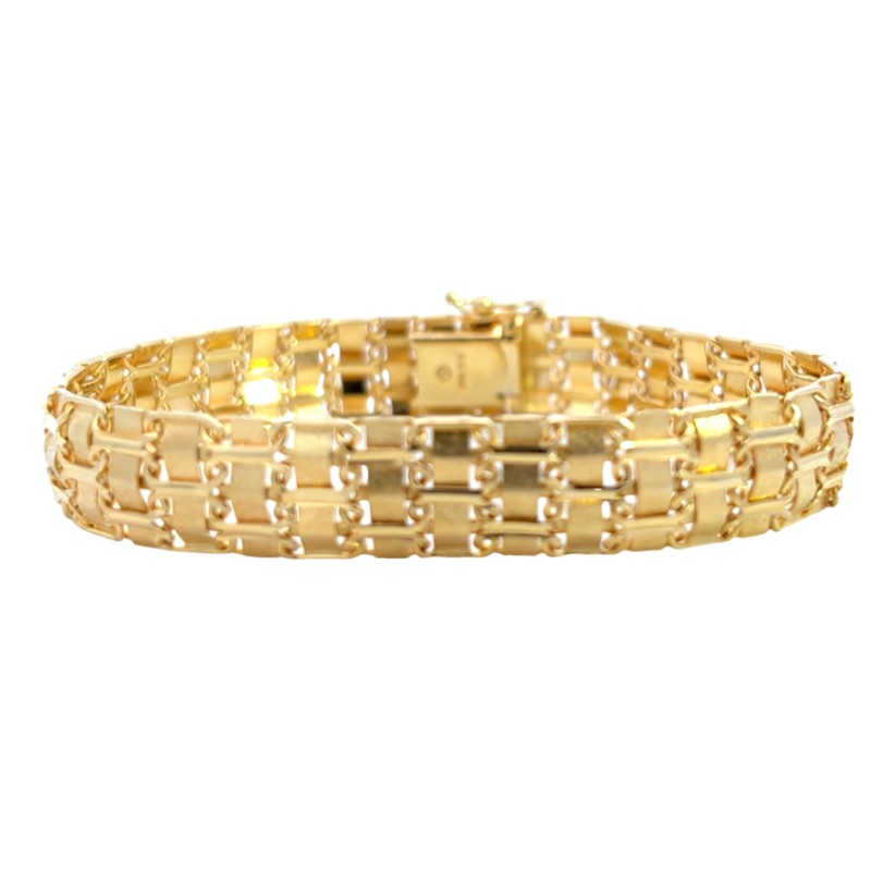 Estate 14 Karat Yellow Gold Woven Bracelet measuring 7 Inches Long