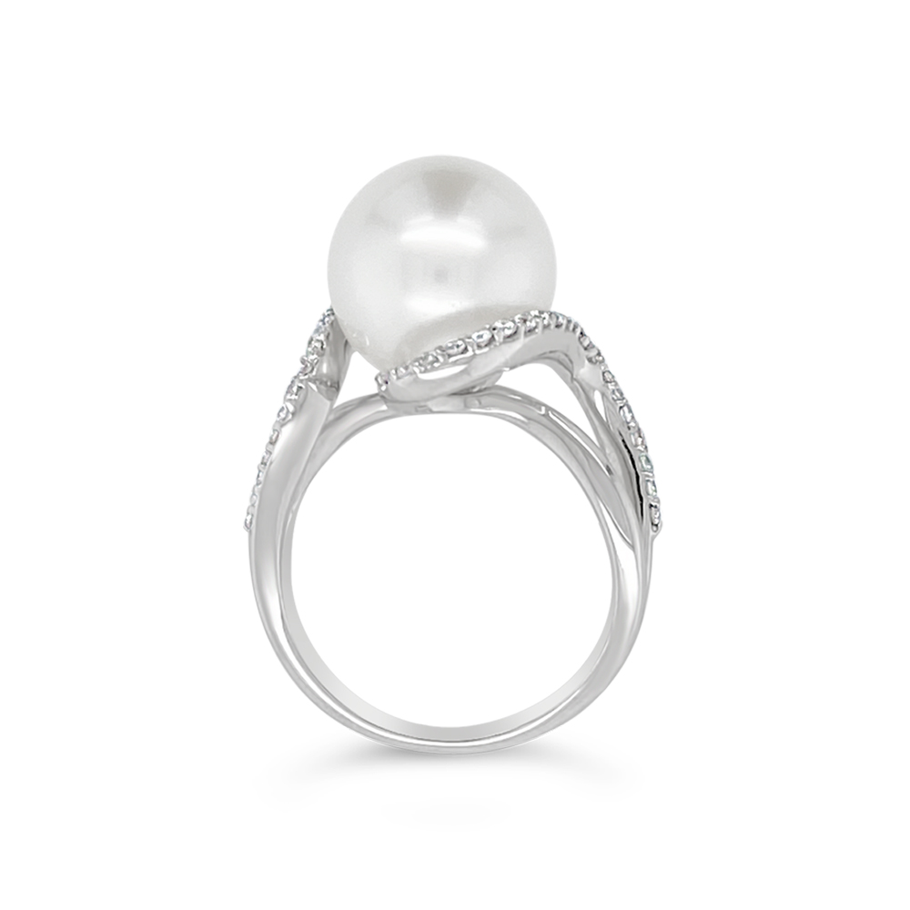 Miyana By Martin Binder South Sea Pearl & Diamond Ring