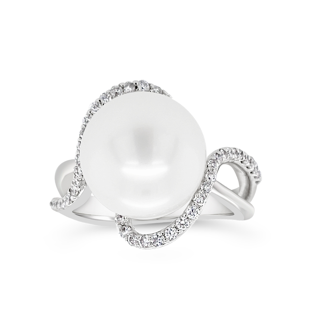 Miyana By Martin Binder South Sea Pearl & Diamond Ring