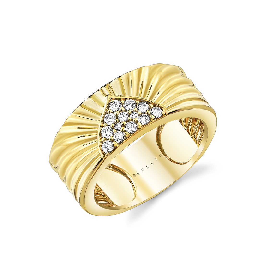 14K YELLOW GOLD FLUTED SHELL TIP RING WITH .20CTTW ROUND SI CLARITY & G COLOR DIAMONDS