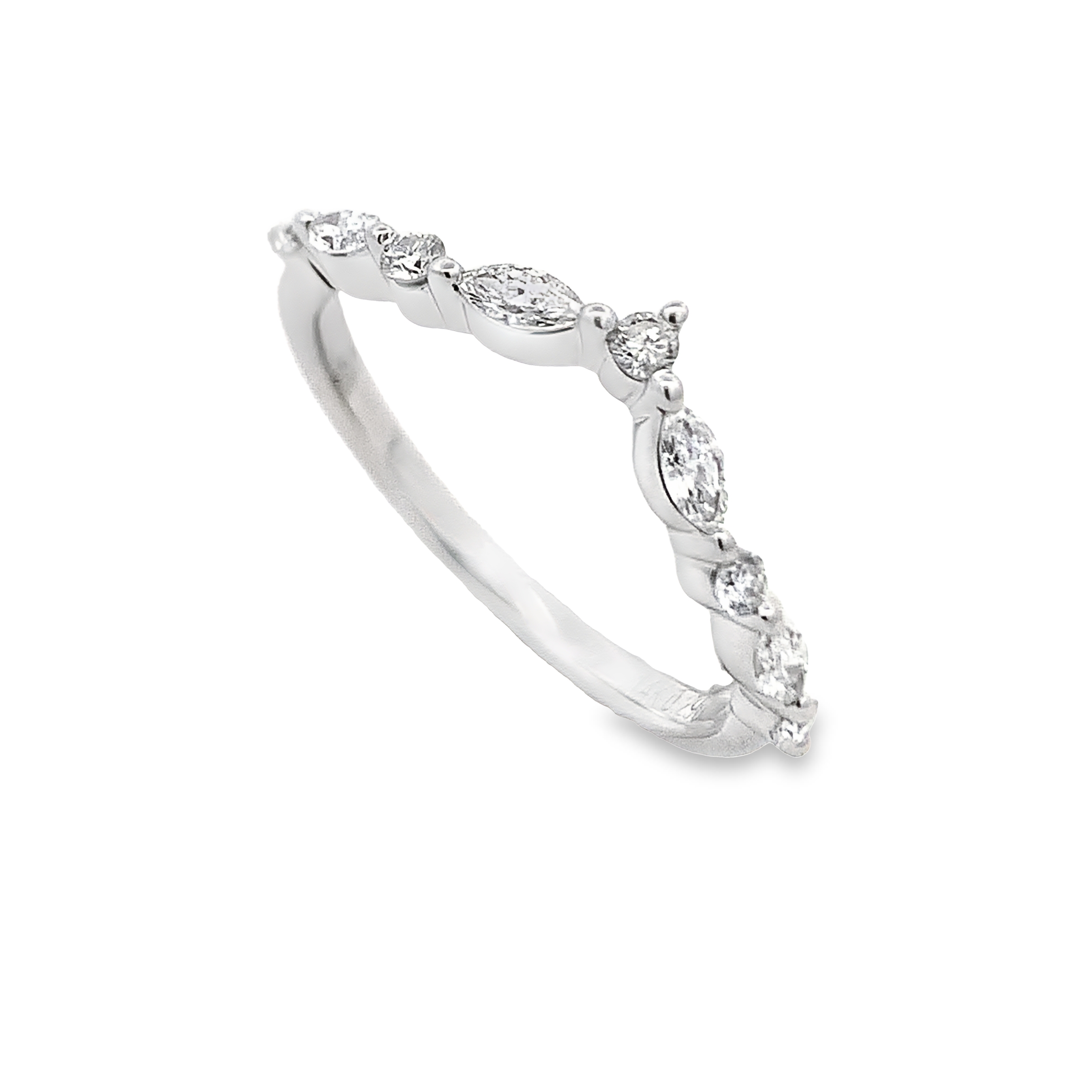 14K White Gold V-Shaped Diamond Band