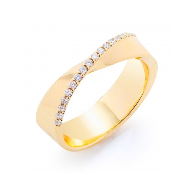 14K Yellow Gold Diamond Ribbon Band