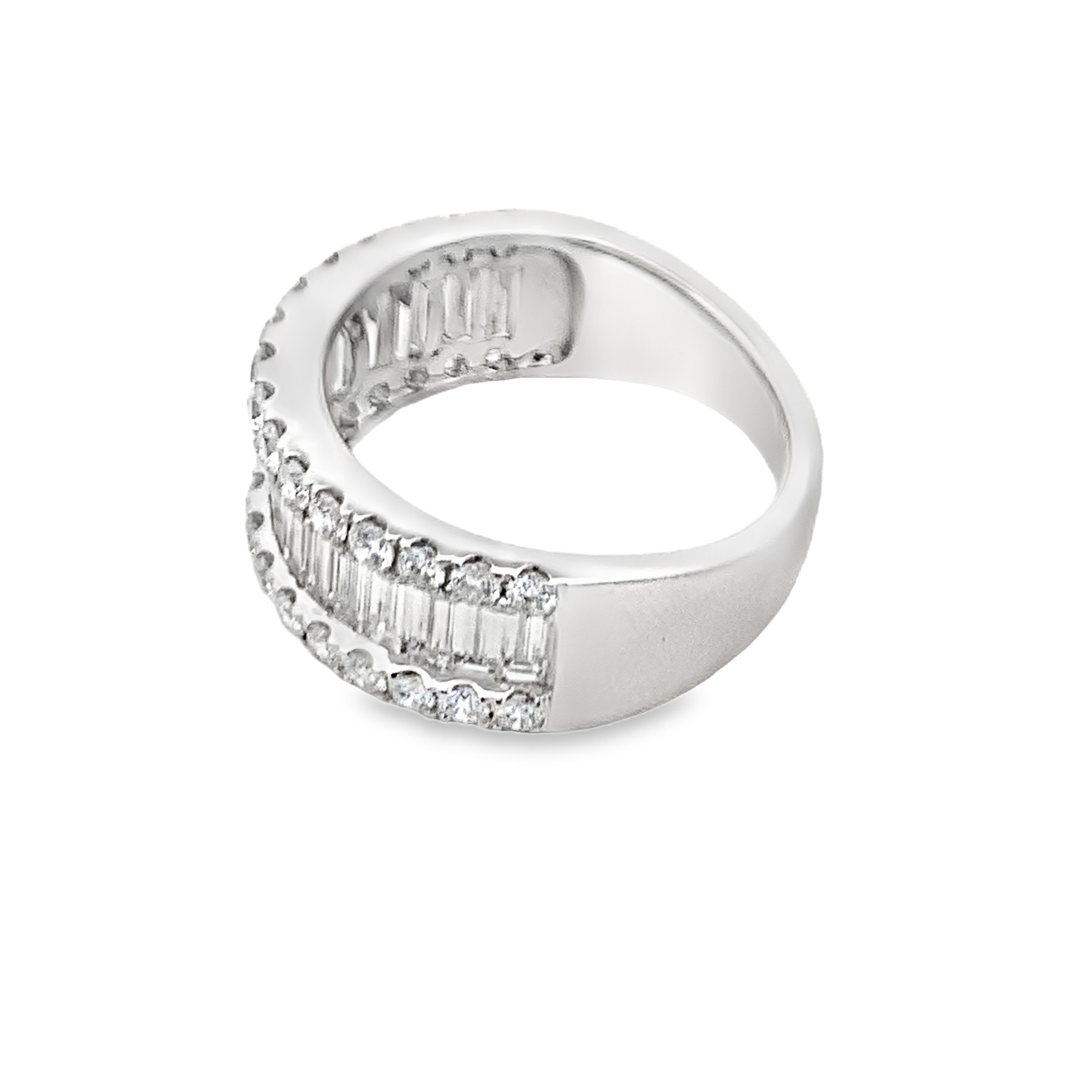 18K White Gold Wide Diamond Ring