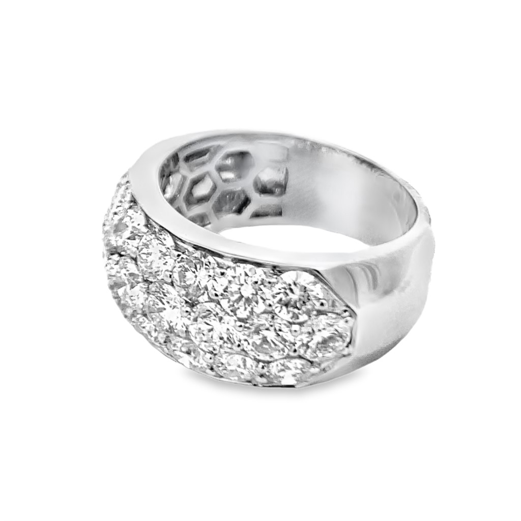 18K White Gold Wide Diamond Band