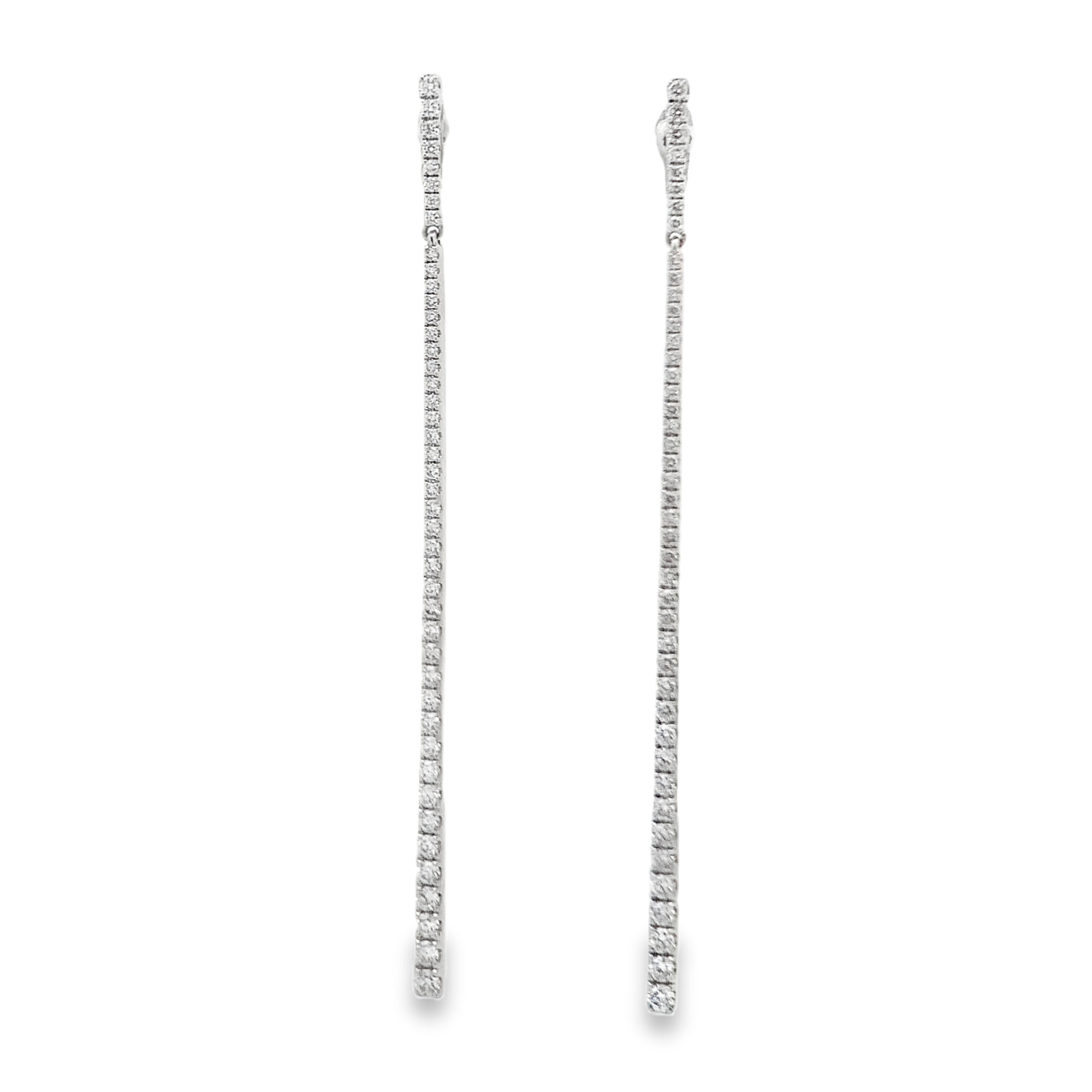 18K White Gold Graduated Diamond Drop Earrings