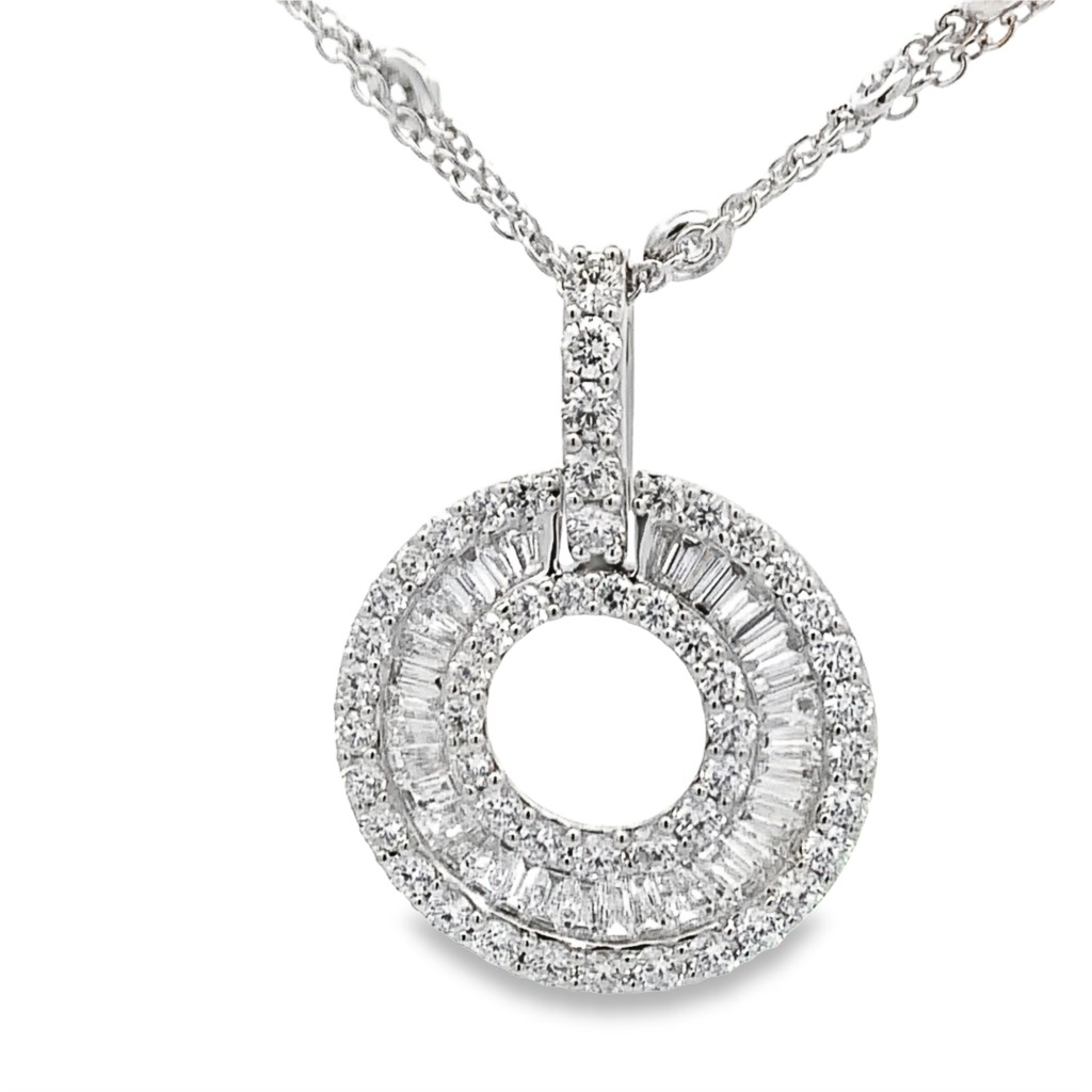 Damaso 18K White Gold Diamond Circle Pendant