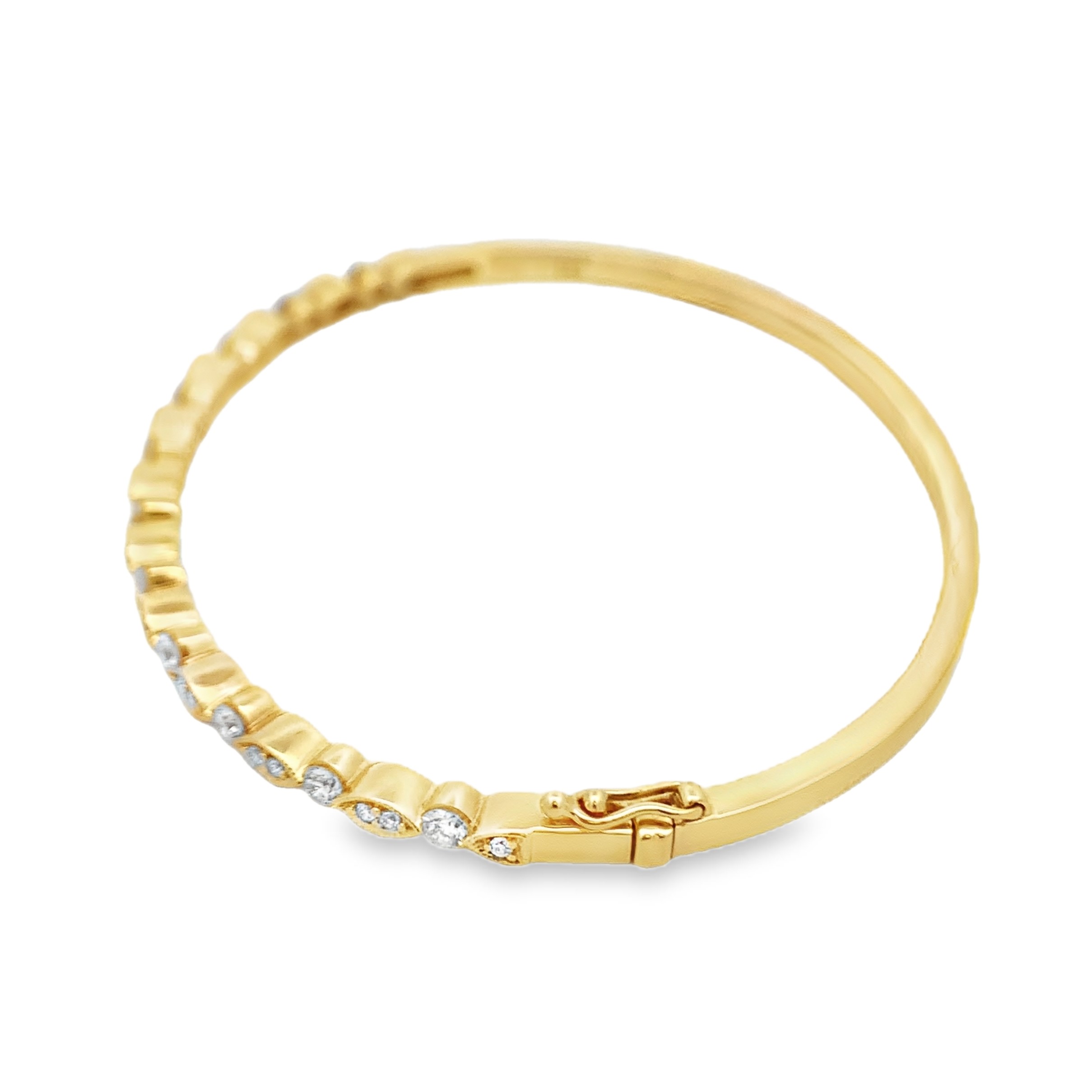 14K Yellow Gold Milgrain Alternating Diamond Bangle