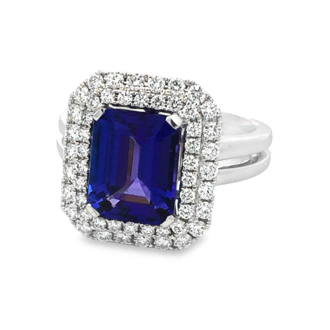 18K White Gold Tanzanite and Diamond Ring